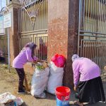 PEMERINTAH DESA KACANGAN MELAKUKAN KERJA BAKTI SETIAP HARI JUMAT SEBELUM MELAKSANAKAN KEGIATAN PELAYANAN